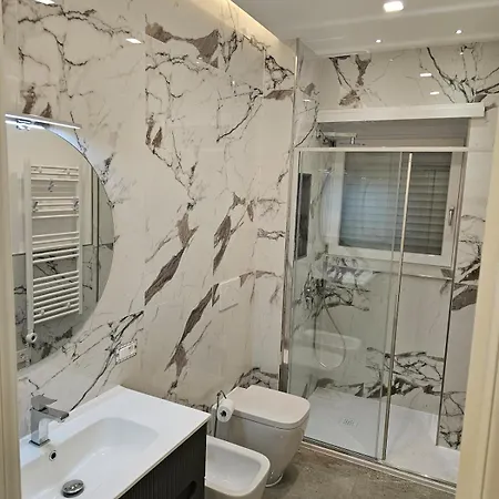 Upper San Pietro Apartment